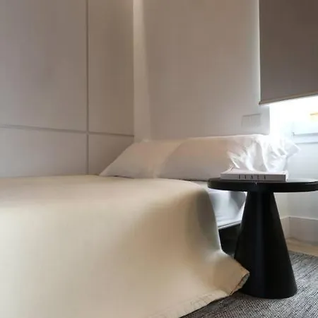Hidden Gem- Studio Garibaldi-perfect For Couples Διαμέρισμα