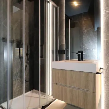 Hidden Gem- Studio Garibaldi-perfect For Couples Διαμέρισμα Όλμπια