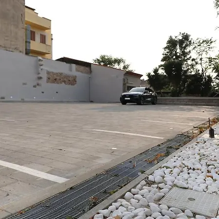 Hidden Gem- Studio Garibaldi-perfect For Couples Όλμπια